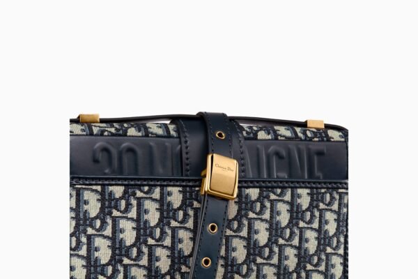 30 MONTAIGNE BAG