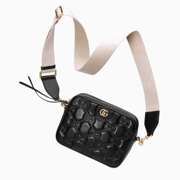 GG Matelassé leather small bag
