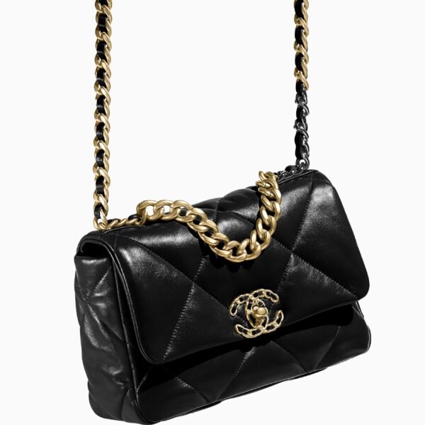 CC 19 HANDBAG