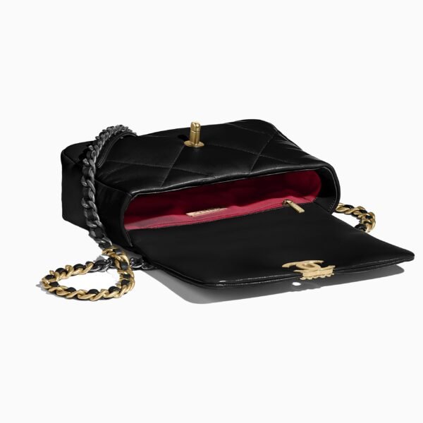 CC 19 HANDBAG